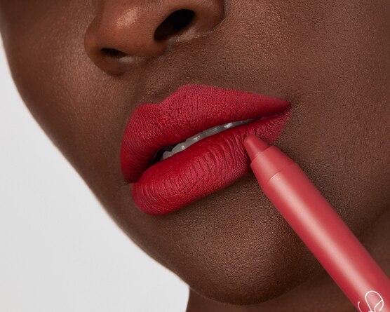 POWERMATTE L�PIS DE BOCA DRAGON GIRL